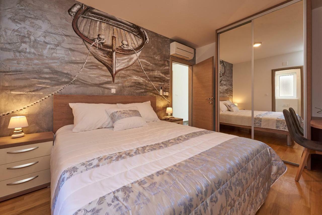 Luxury Villa Residence Zupanovic Trogir Eksteriør billede