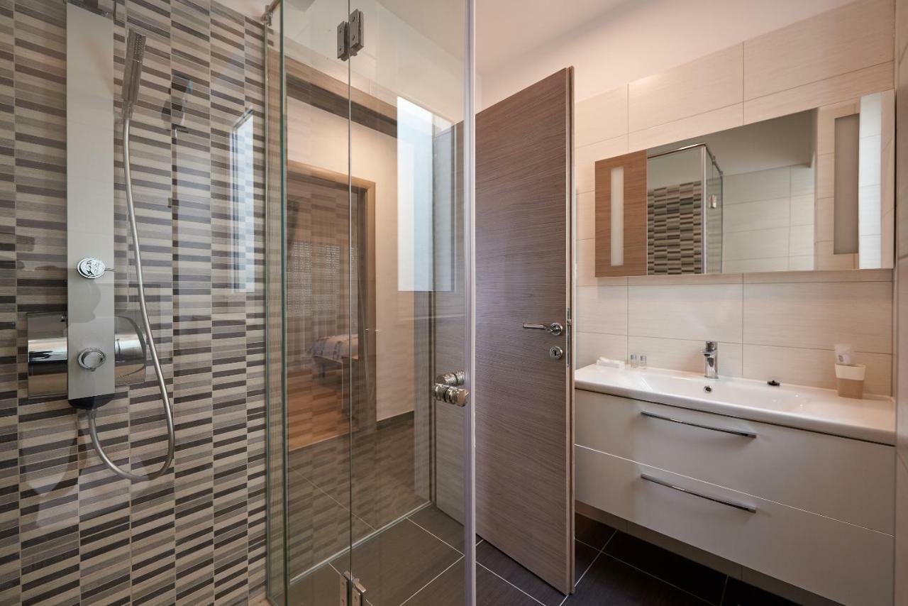 Luxury Villa Residence Zupanovic Trogir Eksteriør billede