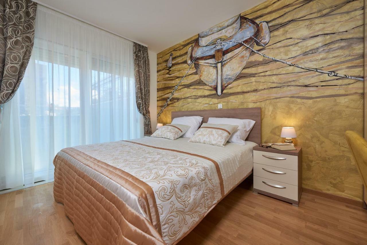 Luxury Villa Residence Zupanovic Trogir Eksteriør billede